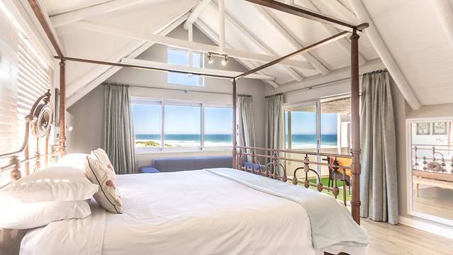 Luxury-villa-nautilus-cape-st-francis-resort-0 Luxury-villa-nautilus-cape-st-francis-resort-0