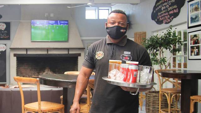 Bar-at-joe-fish-restaurant-cape-st-francis-resort Bar-at-joe-fish-restaurant-cape-st-francis-resort
