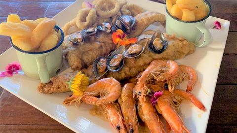 seafood platter for two at joe fish restaurant cape st francis resort