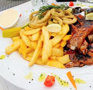 dining at cape st francis resort