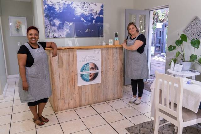 hibiscus-health-and-beauty-studio-team-cape-st-francis hibiscus-health-and-beauty-studio-team-cape-st-francis