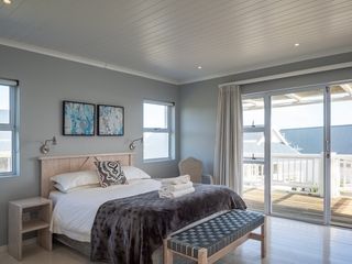 large double bedroom 3 cape st francis south africa