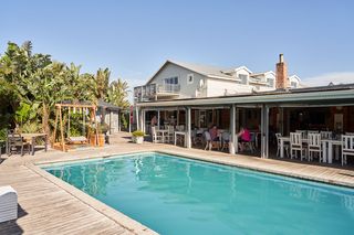 cape st francis resort pool