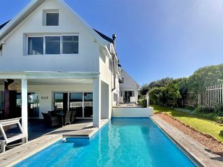 girls getaway package cape st francis resorts4