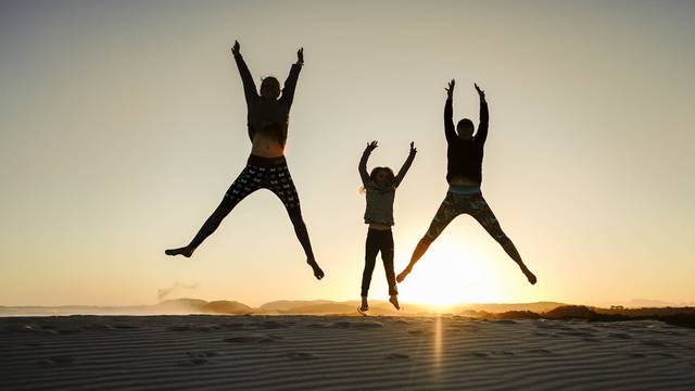 Small-moments-bring-people-together-cape-st-francis Small-moments-bring-people-together-cape-st-francis