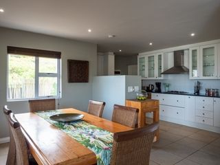 self catering accommodation in cape st francis south africa seagulls song and wave worrier 14