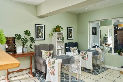 Hibiscus Health and Beauty StudioNovember 11, 2024