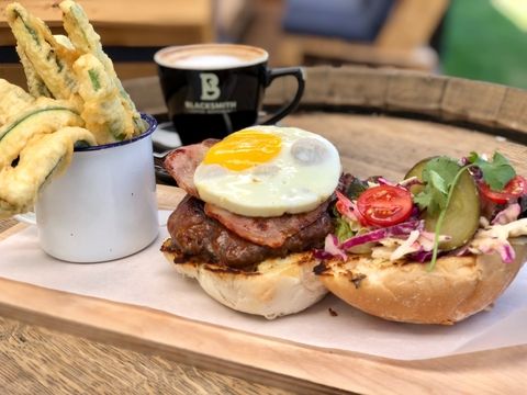 Full Stop CafeNovember 11, 2024